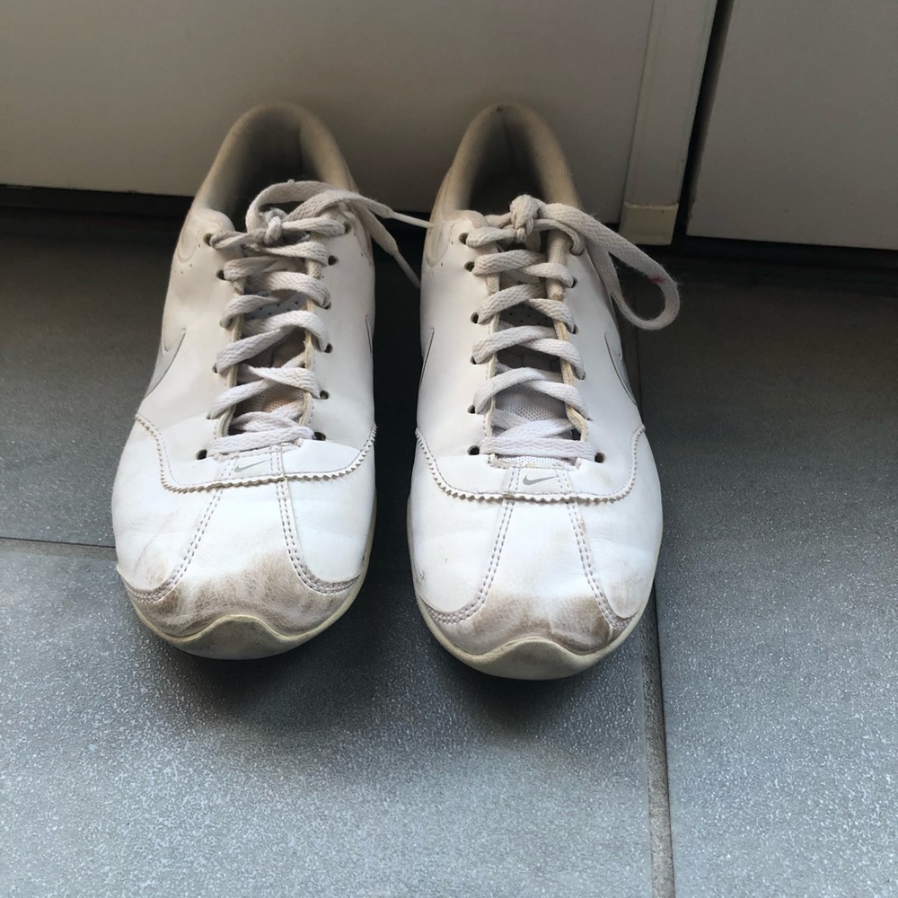 NIKE Cheer shoes